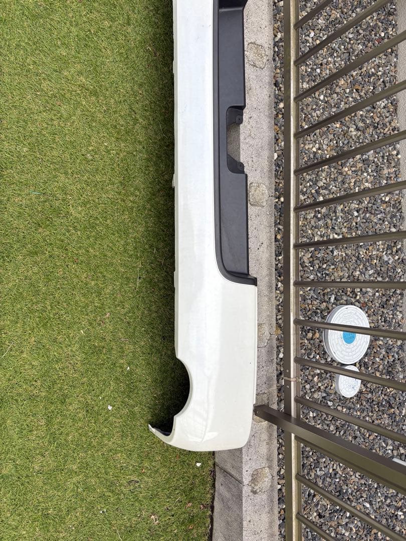 ハイエース　ナロー用　200系　リアバンパー　送料込み