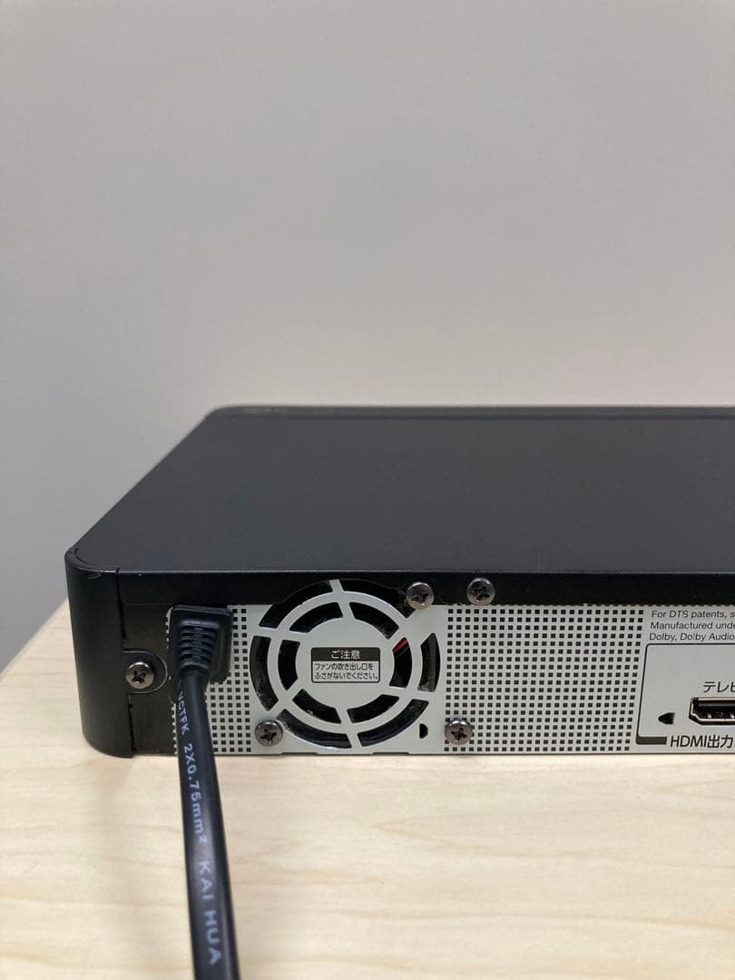 綺麗　TOSHIBA REGZA ブルーレイ　DBR-Z 610