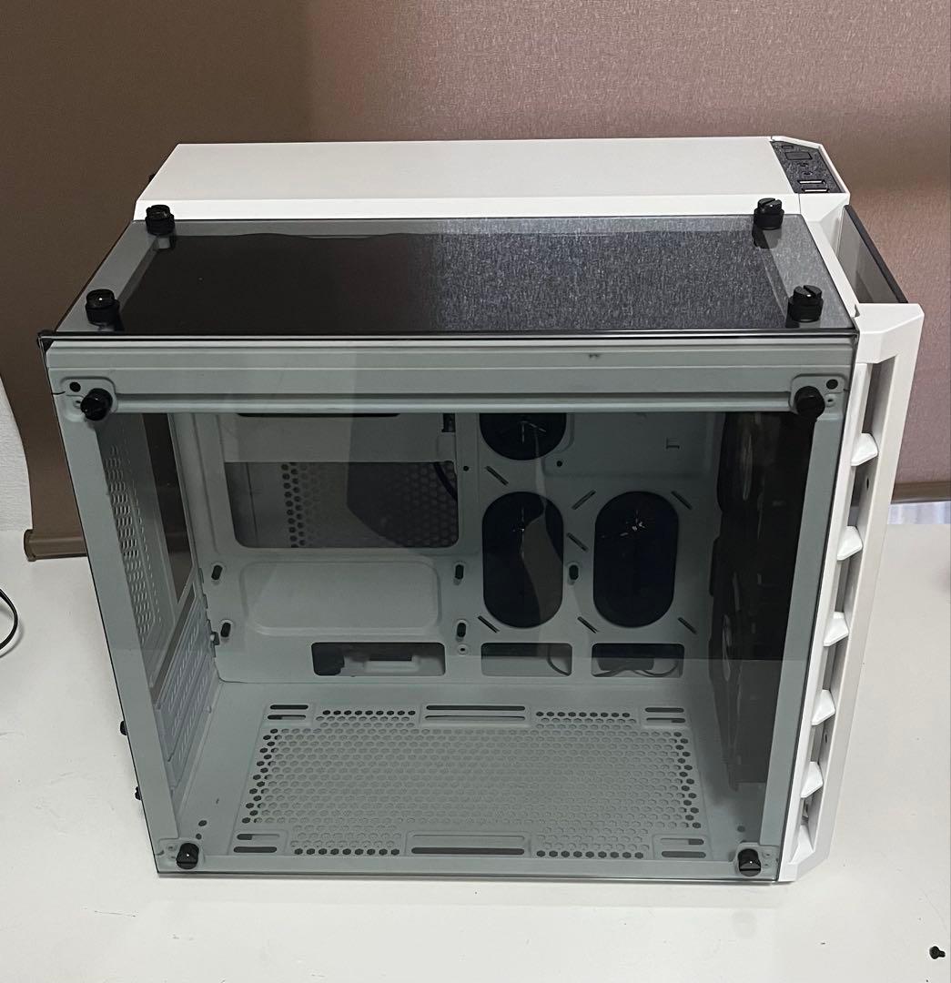 値下げしました！Corsair ミドルタワーPCケース ATX RGBファン付属