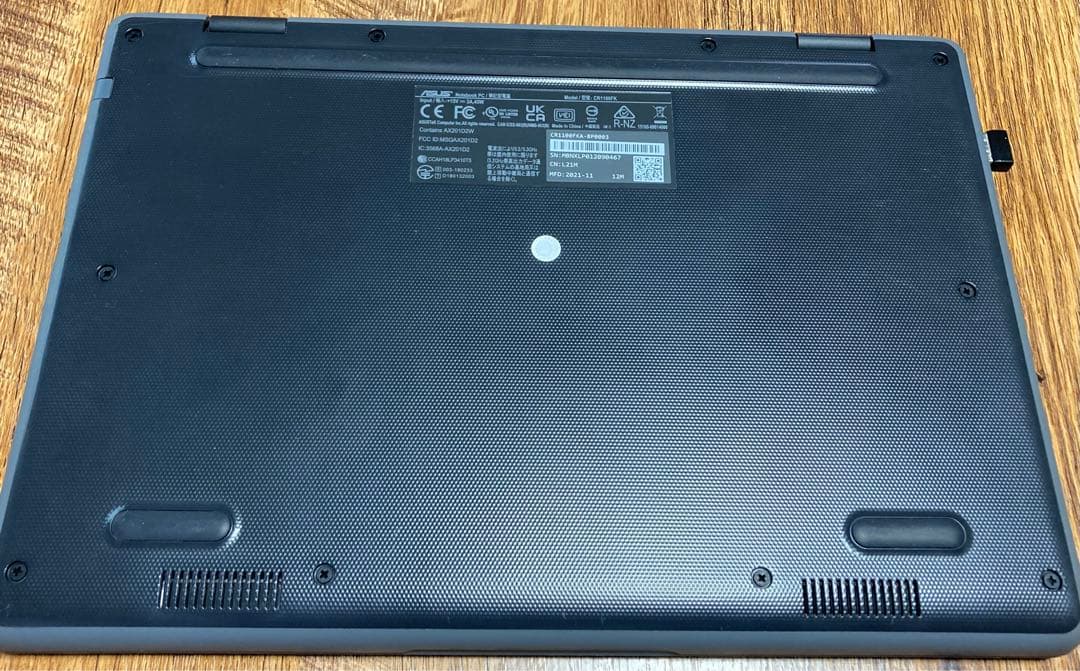 Chromebook本体 ASUS Chromebook CR1100FK