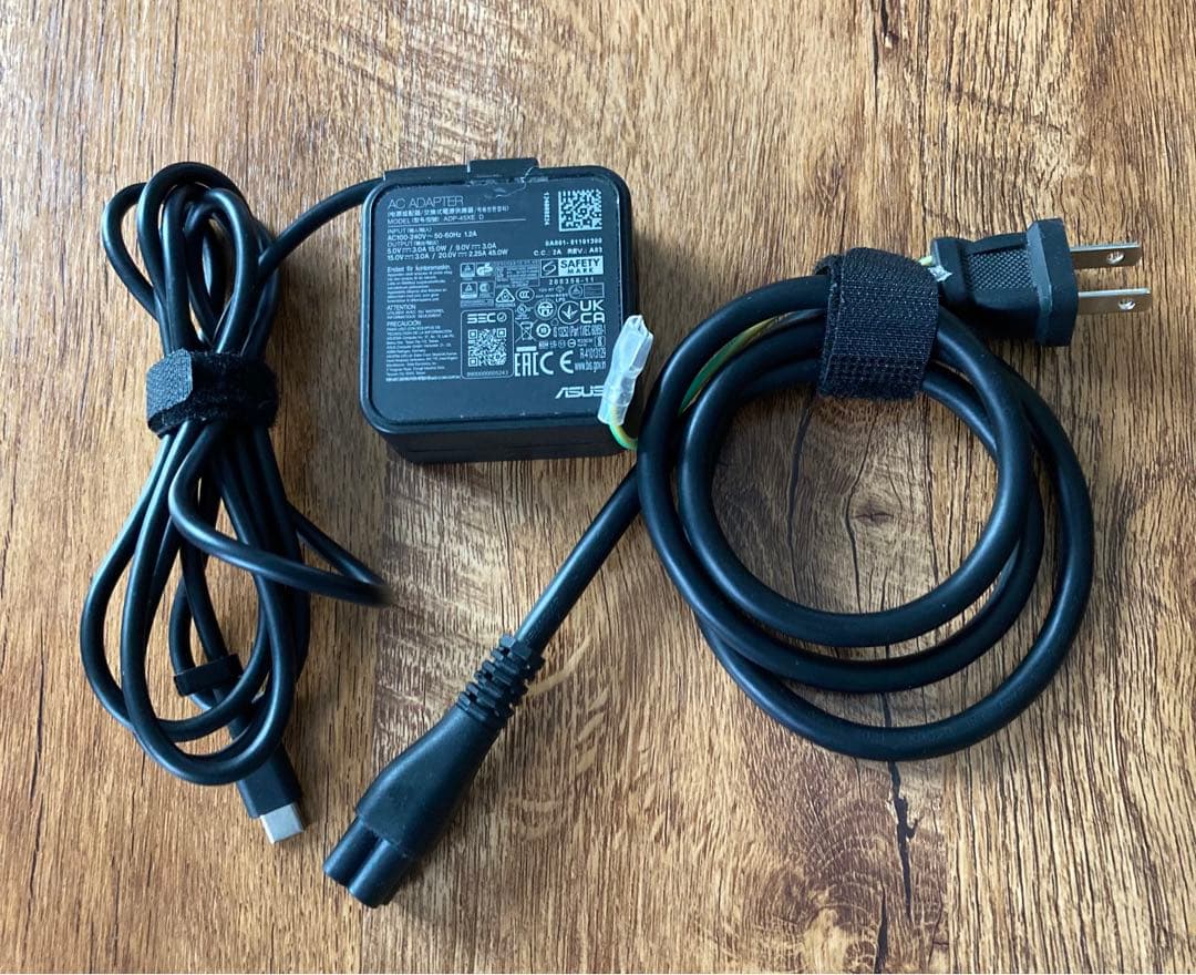 Chromebook本体 ASUS Chromebook CR1100FK