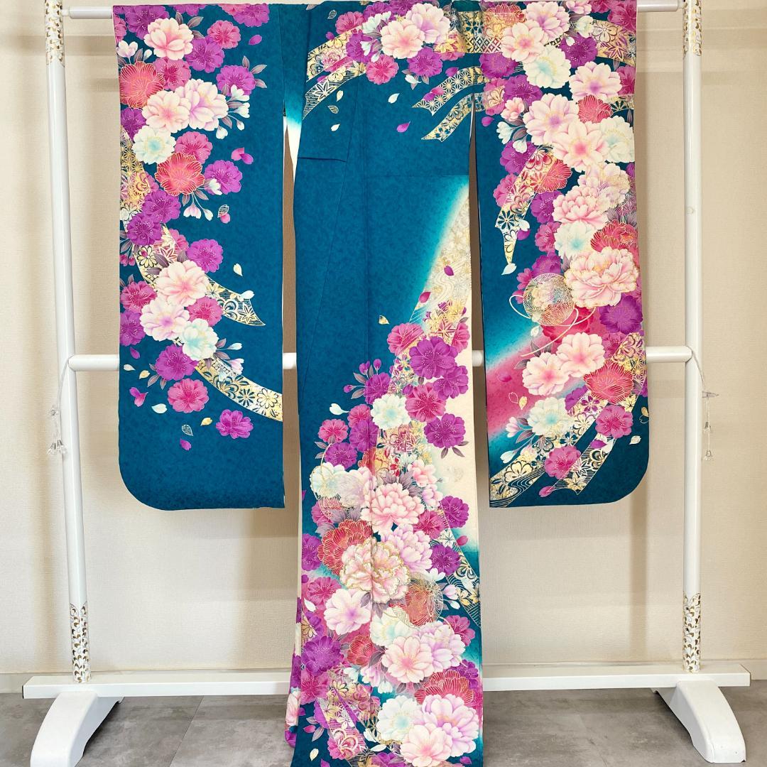 akmx181 正絹 振袖 白/藍色 パールトーン加工 13号 花柄