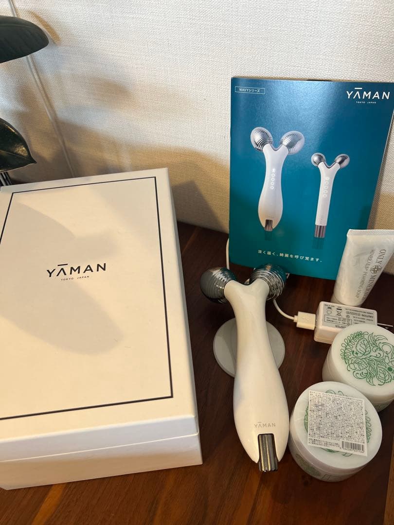YA-MAN ヤーマン　WAVY ウェイビー　EP-15W 美顔器　EMS