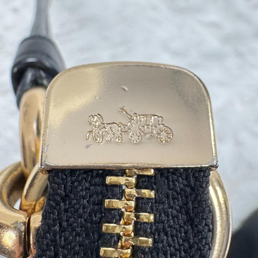 【美品】　コーチ F34823 バッグ ショルダーバッグ 黒 coach 肩掛け