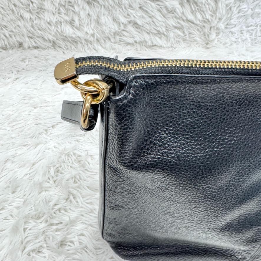 【美品】　コーチ F34823 バッグ ショルダーバッグ 黒 coach 肩掛け