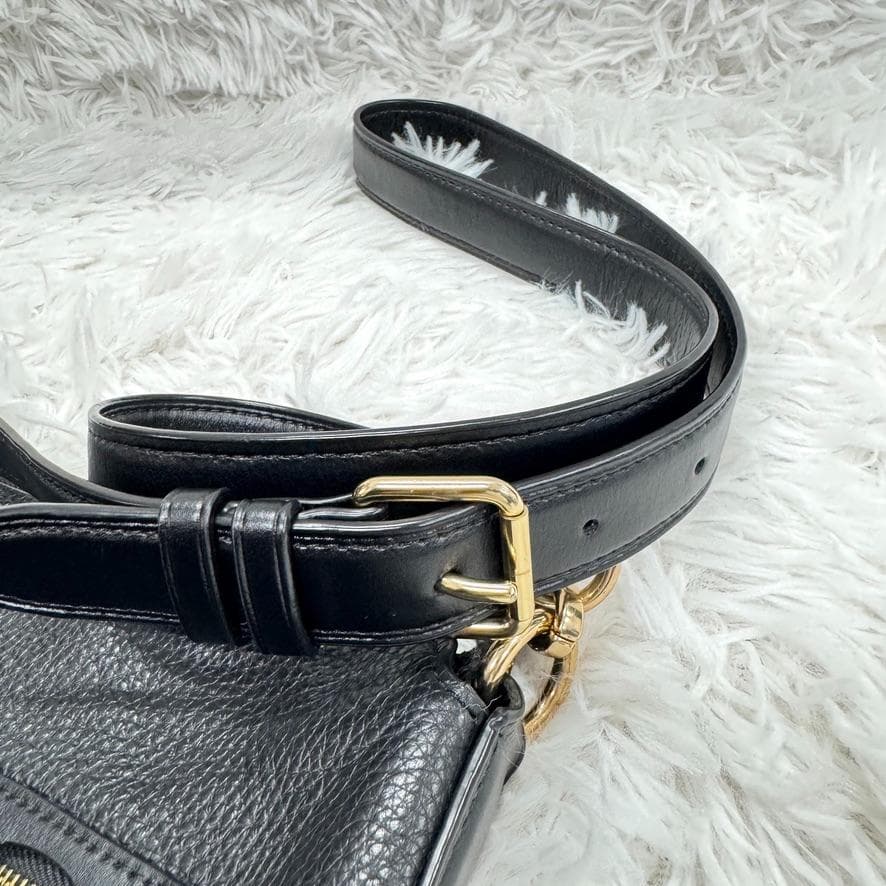 【美品】　コーチ F34823 バッグ ショルダーバッグ 黒 coach 肩掛け