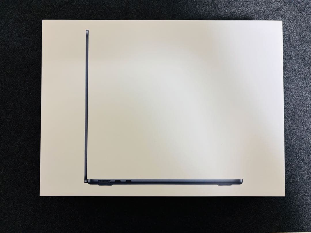 【美品】MacBookair M2 8GB 256 バッテリー98% 付属品完品