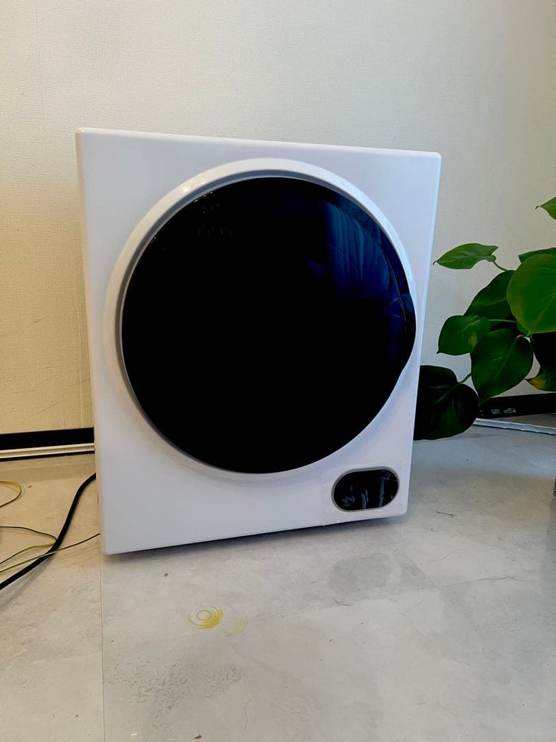 2024年8月購入。綺麗！電気式衣類乾燥機 3KG タッチパネル