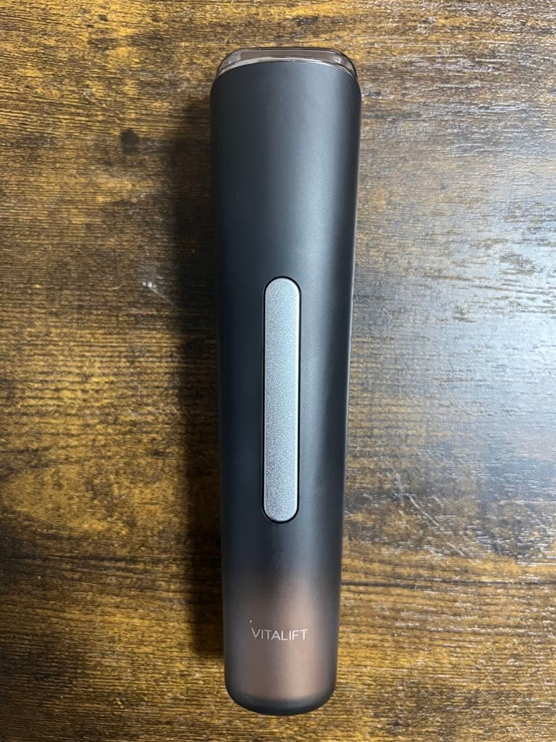 Panasonic バイタリフトEH-SR86 美顔器　小田切ヒロ氏　使用商品