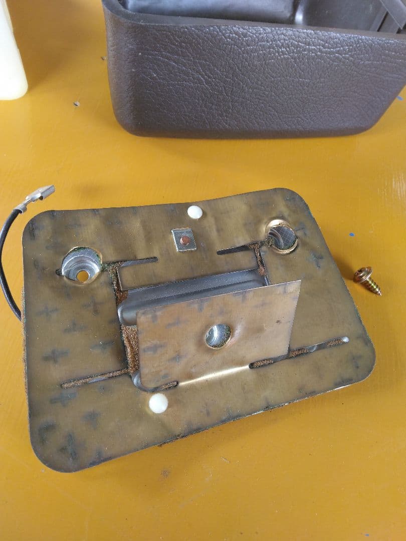 デリカ　スターワゴン　ハンドル