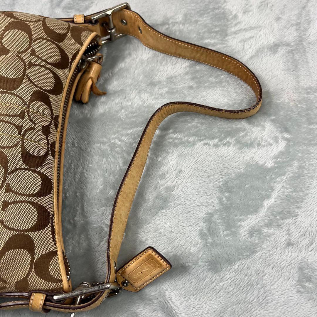 Coach コーチ アクセサリーポーチ シグネチャー ベージュ