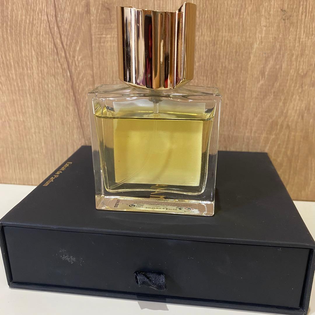 【amne】ニシャネ-ヴェインアンドナイーブ