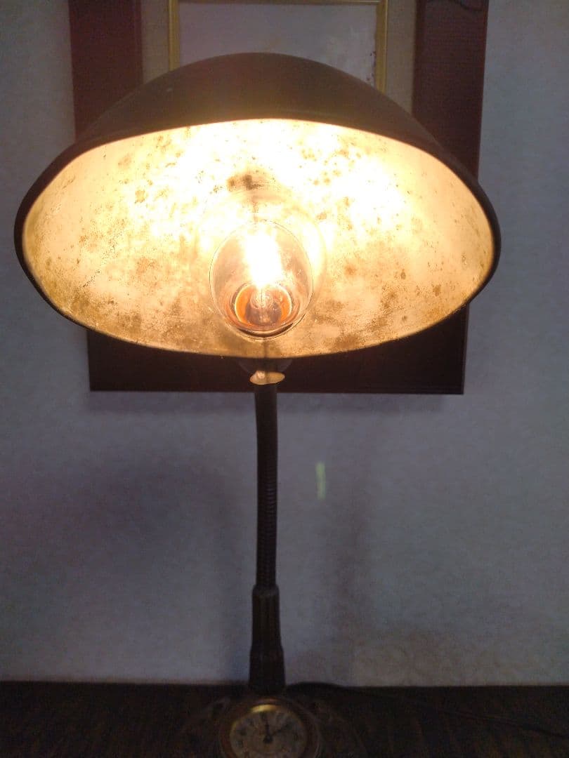 アメリカンビンテージ　レトロ　アンティーク　 ブロンズデスクライト　時計付き照明