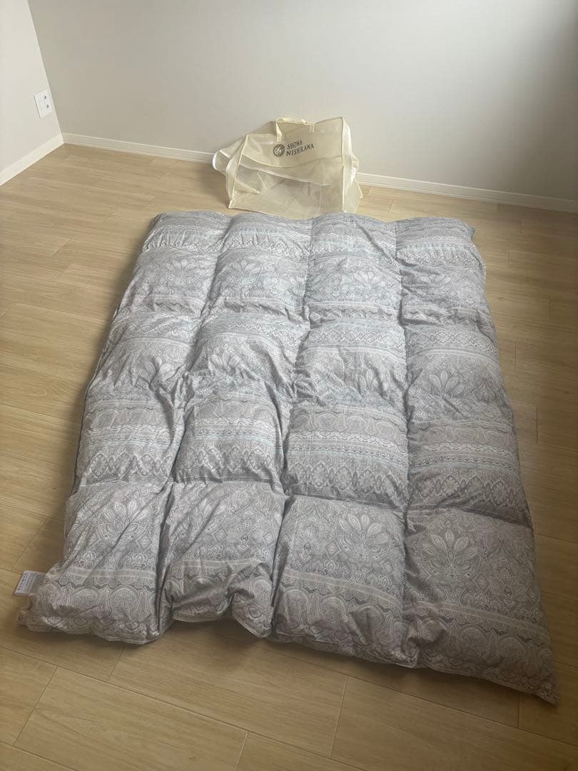 昭和西川 羽毛掛けふとん　ダウン90% フェザー10% 150cm×210cm