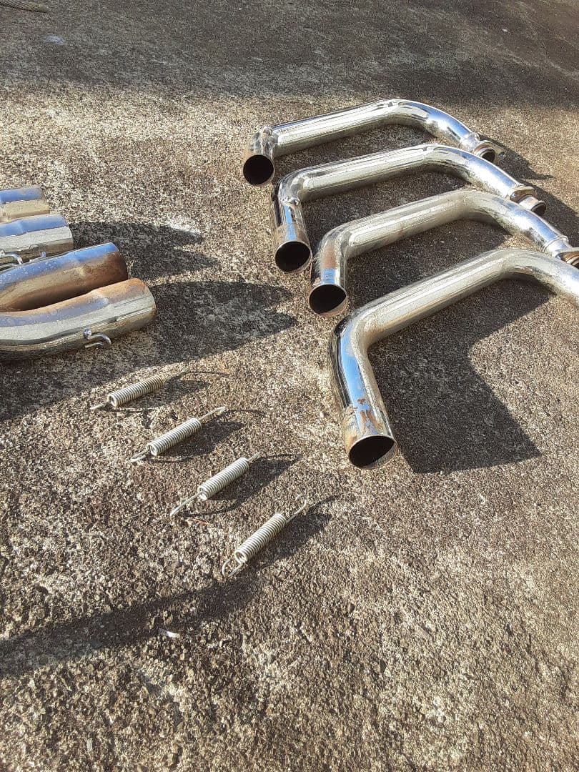 プリテーレーシングマフラー