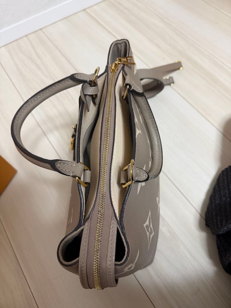 ルイヴィトン　　プティ・パレ