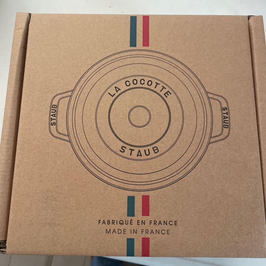 STAUB ココット 12cm ブラック　お値下げしました！