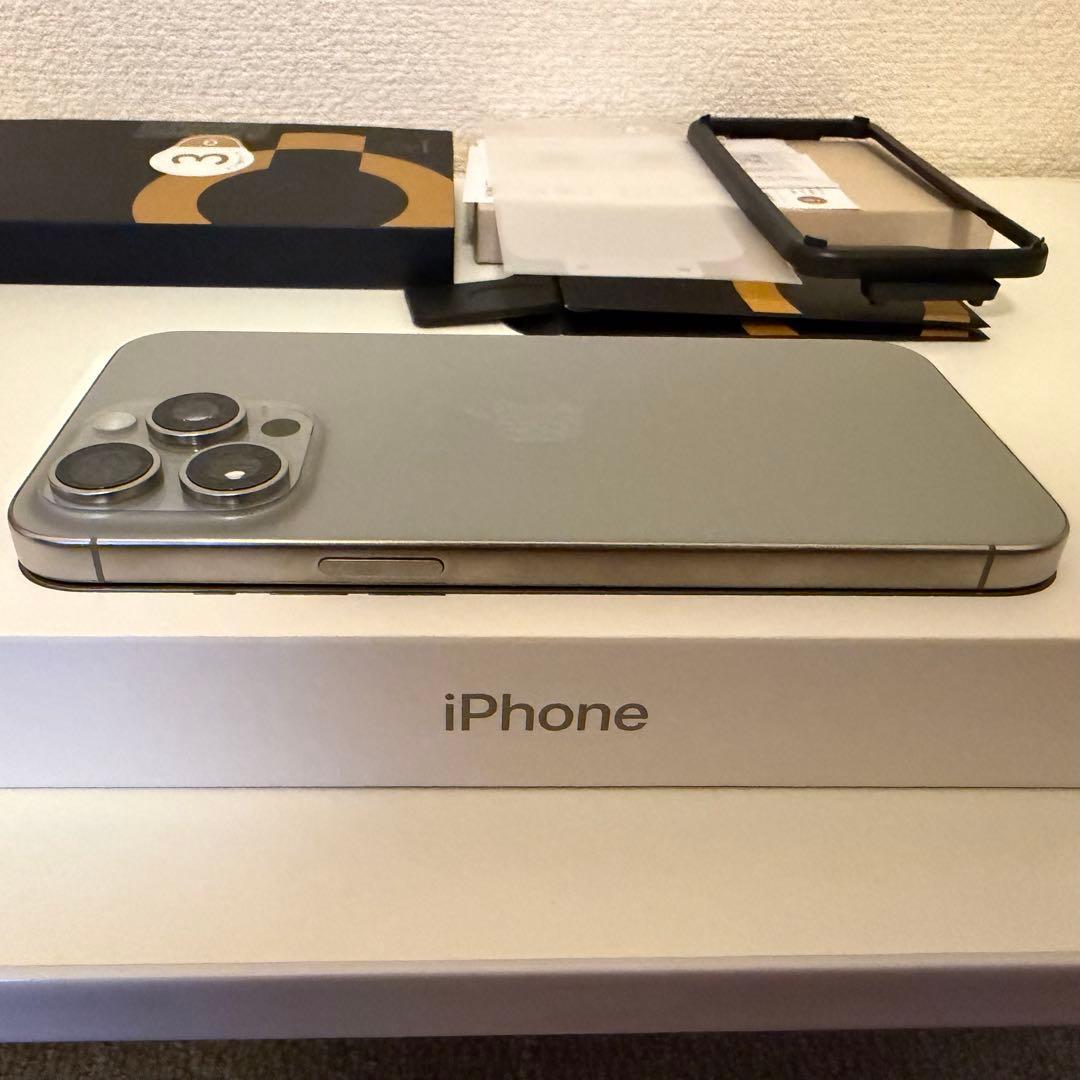 Apple iPhone 15 Pro Max 512GB ナチュラルチタニウム