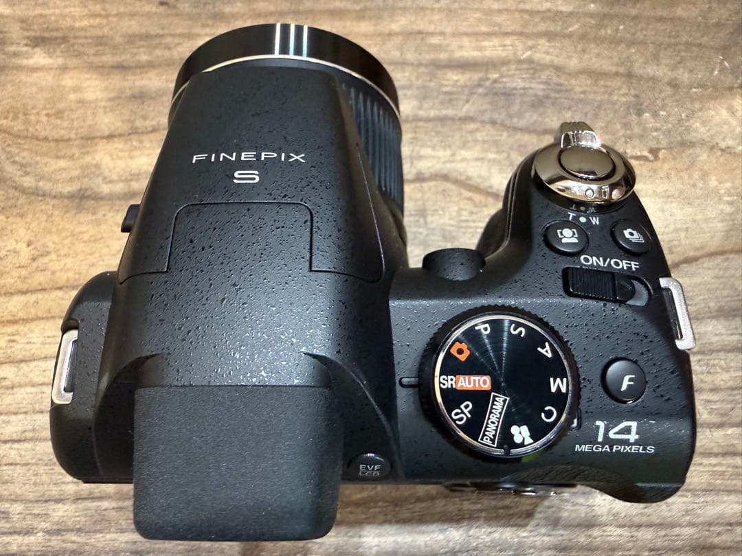 デジタルカメラ FUJIFILM FINEPIX S3200