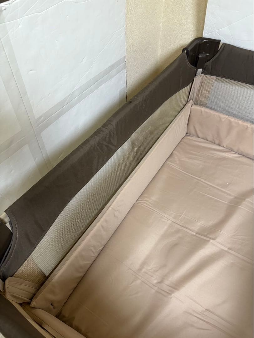 アップリカ　Aprica 折り畳み ベビーベッド ココネル ブラウン