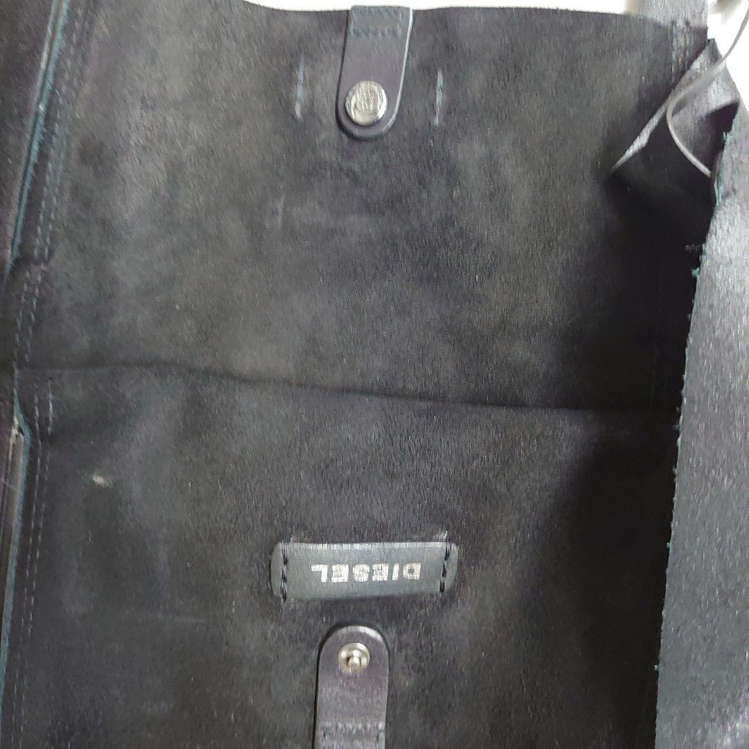 DIESEL ブラック ショルダーバッグ スタッズ付き