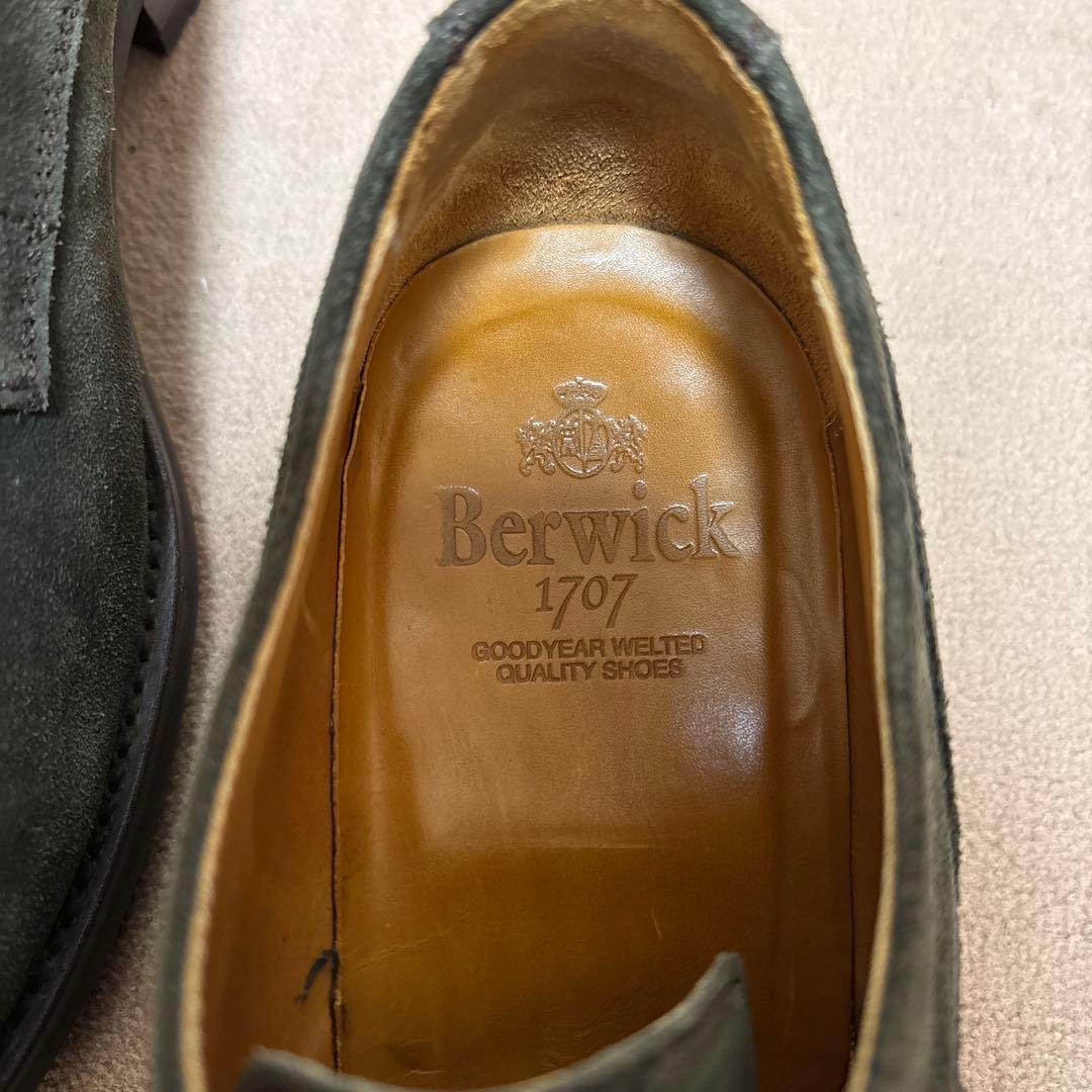 マ*イ様 Berwick 1707 グリーン スエード レースアップシューズ