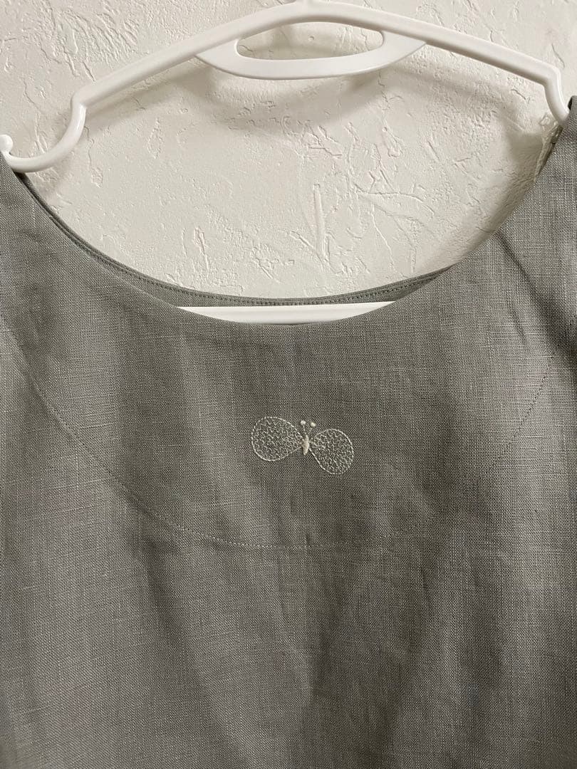 新品未使用　ミナペルホネン　エプロン ジャンパースカート　ベスト　リネン