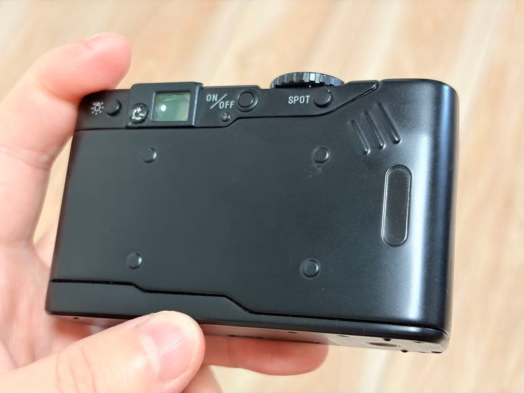 ミノルタMinolta TC-1 Limited コンパクトフィルムカメラ