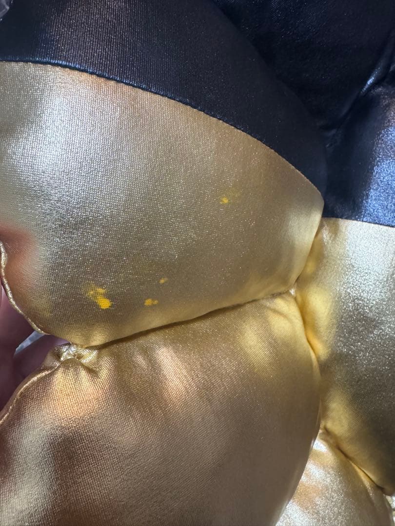 村上隆、ヒカル　コラボフラワークッション 2個セット