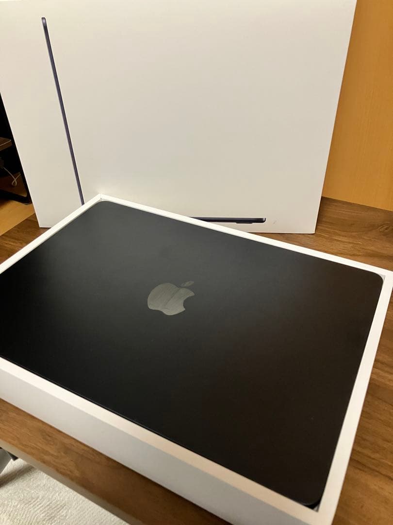 Apple MacBook Air M2 & Apple製品