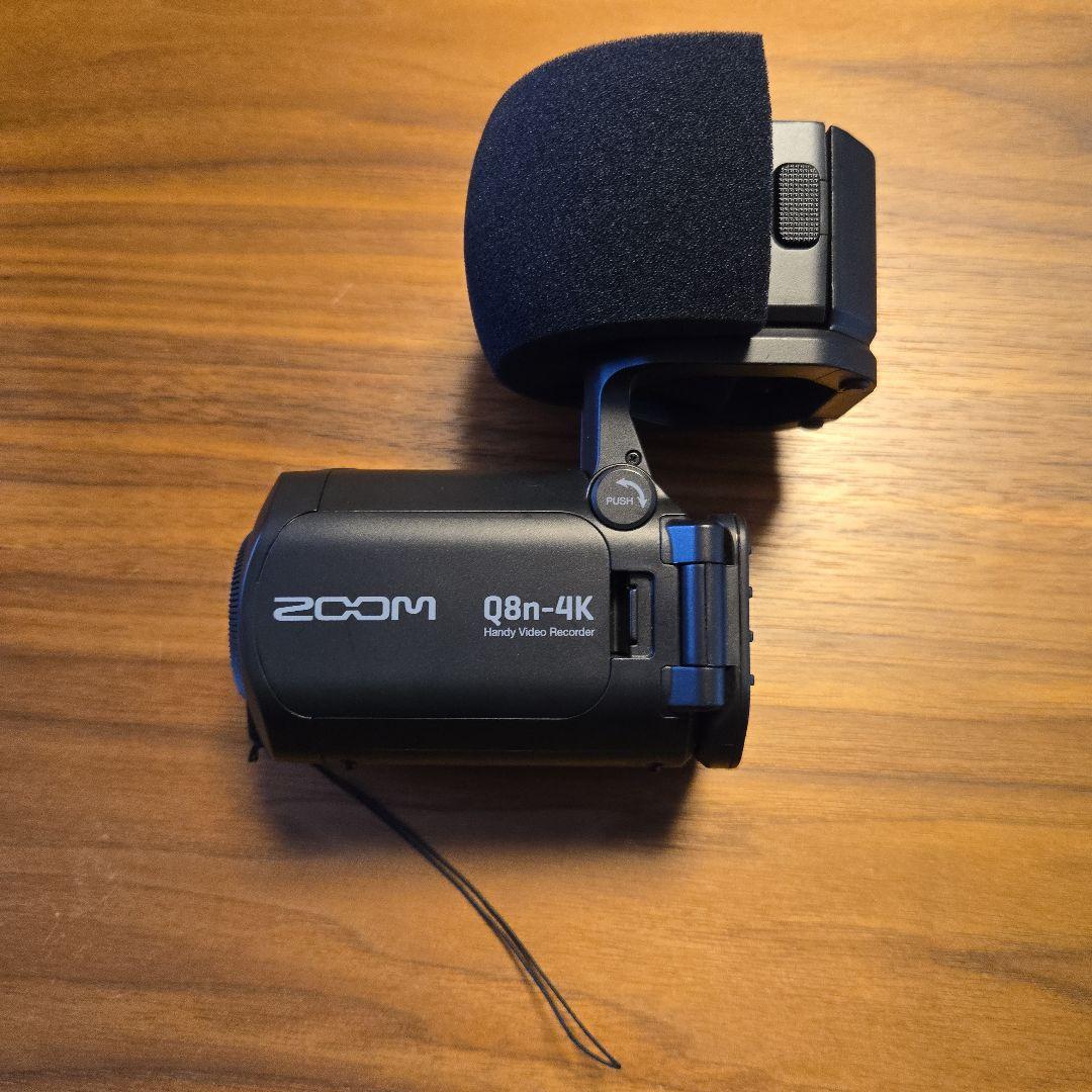 Q8n-4K ZOOM コンパクトマイク ウィンドシールド付き
