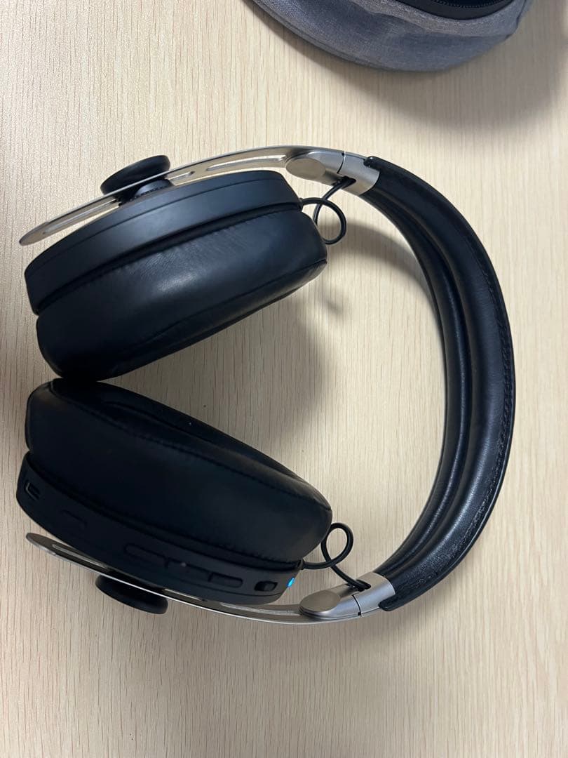 ヘッドホン Sennheiser Momentum 3 Wireless