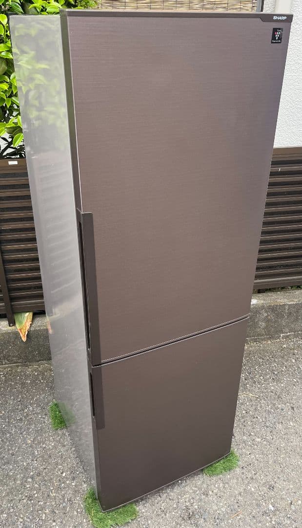SHARP プラズマクラスター大型2ドア冷凍冷蔵庫 271L 横縞模様