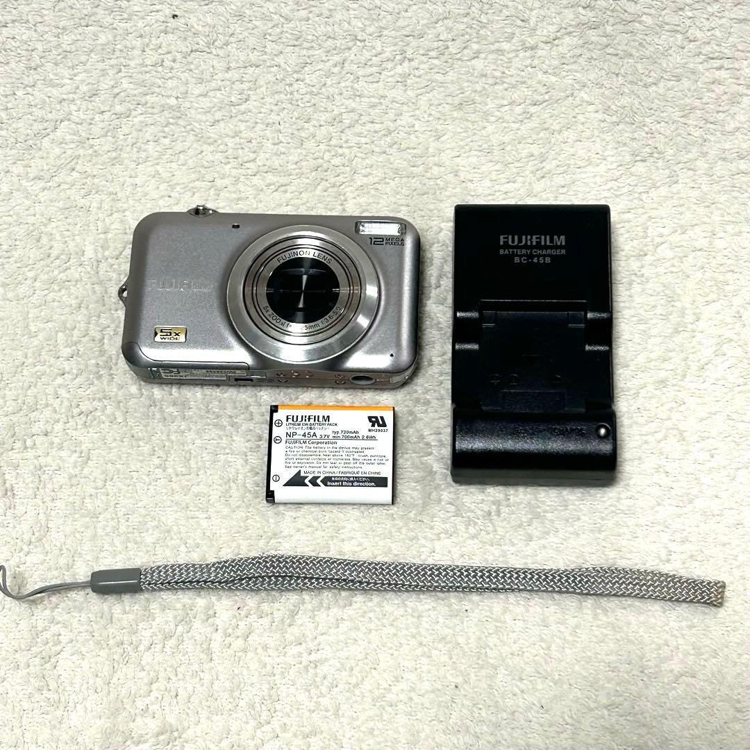 【美品 動作OK やや訳アリ】富士フイルム FinePix JX200 シルバー