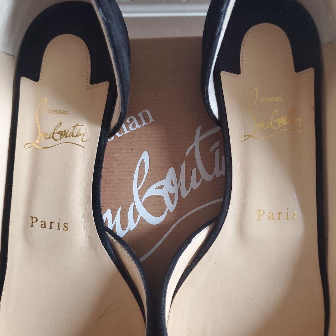 Christian Louboutin ブラックパンプス