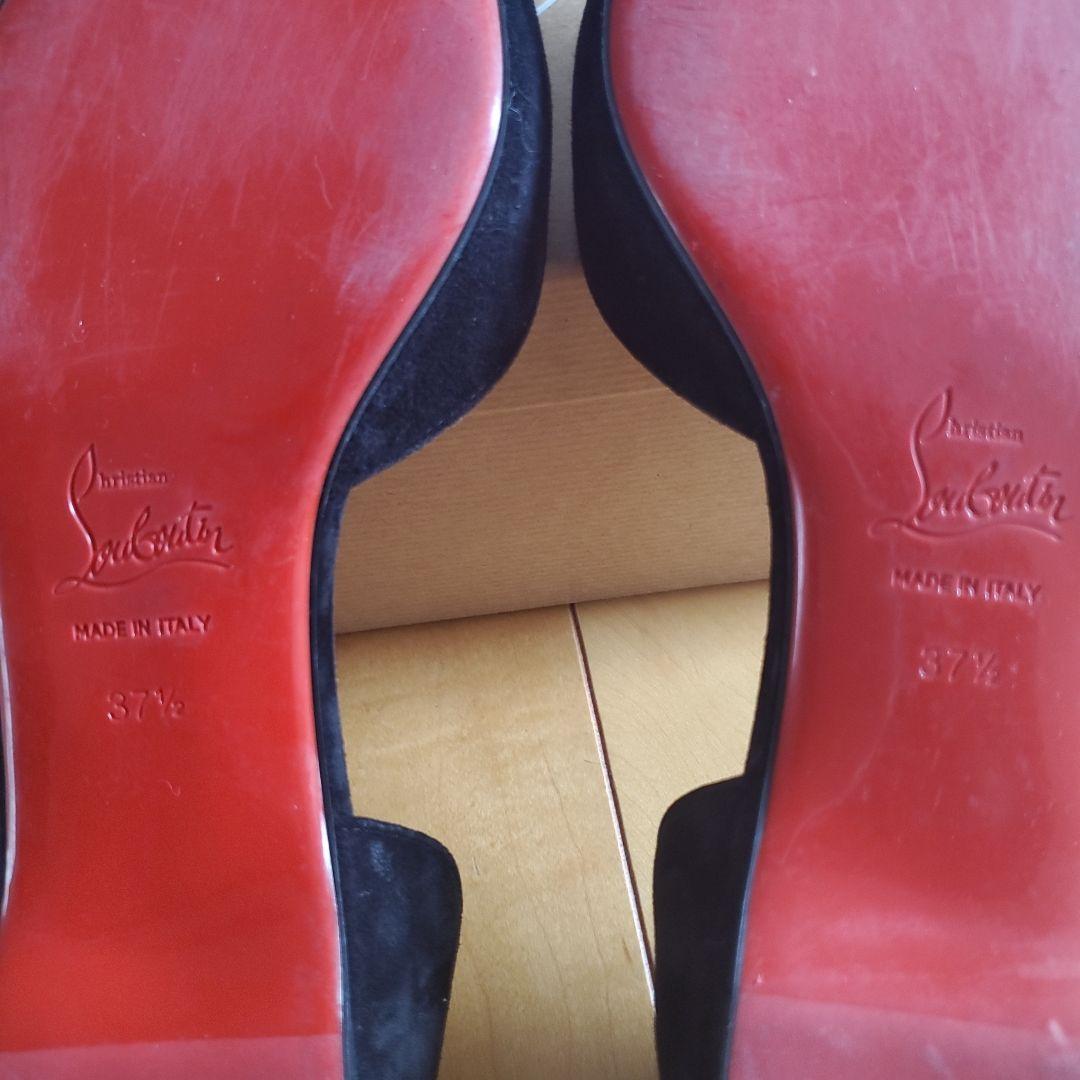 Christian Louboutin ブラックパンプス