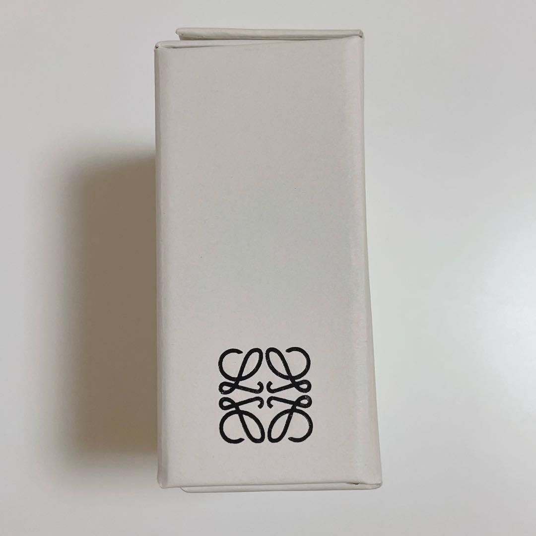 【美品】LOEWE アナグラム ブローチ ゴールド