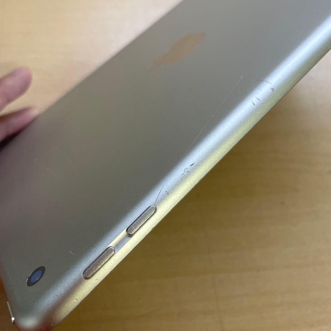 iPad 第6世代　A1893　Wi-Fiモデル　シルバー　32GB #8