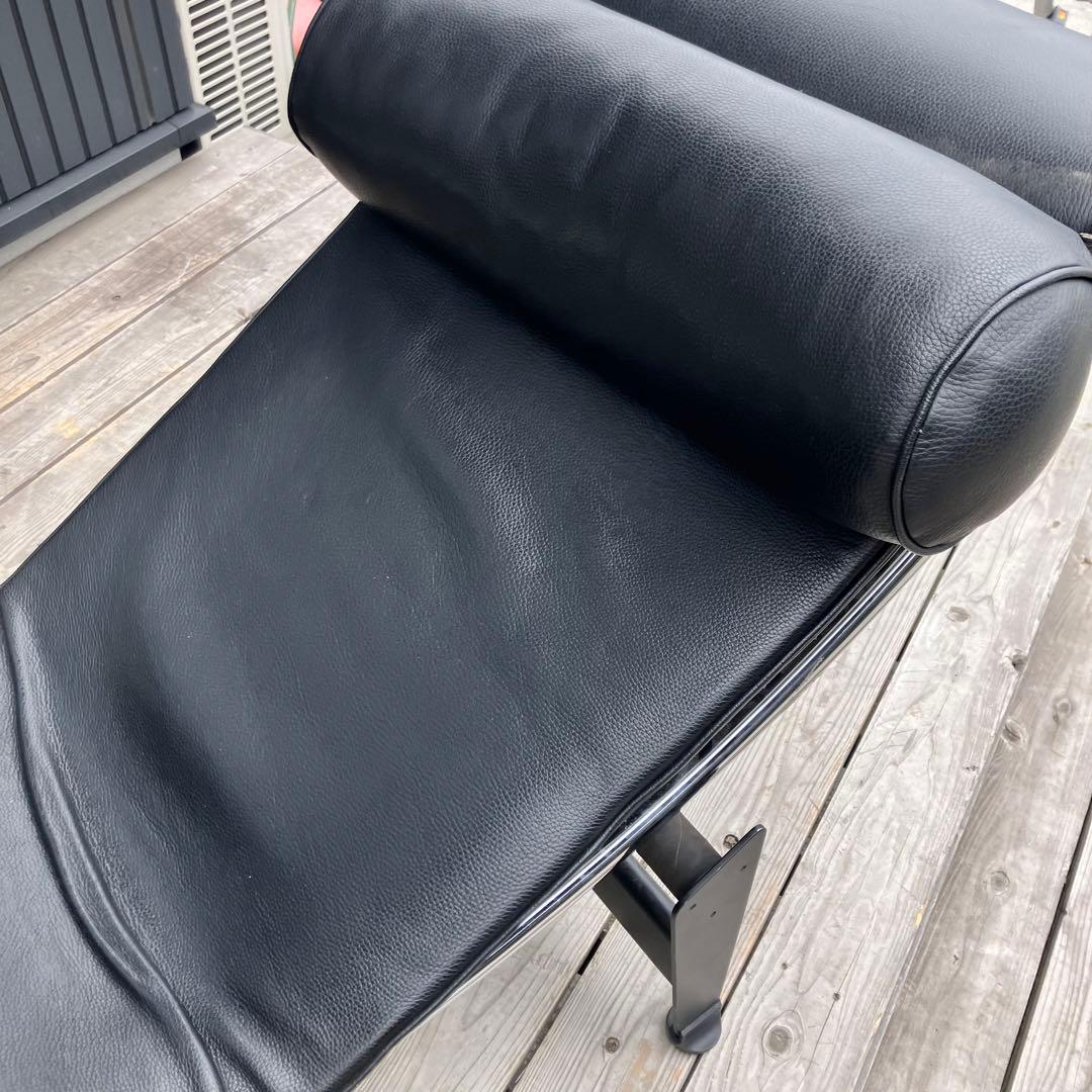 ル・コルビュジエ シェーズロング 本革 LC4 リクライニングソファ ベッド