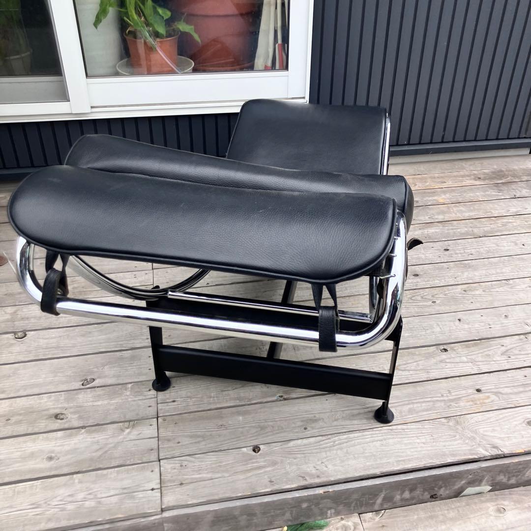 ル・コルビュジエ シェーズロング 本革 LC4 リクライニングソファ ベッド