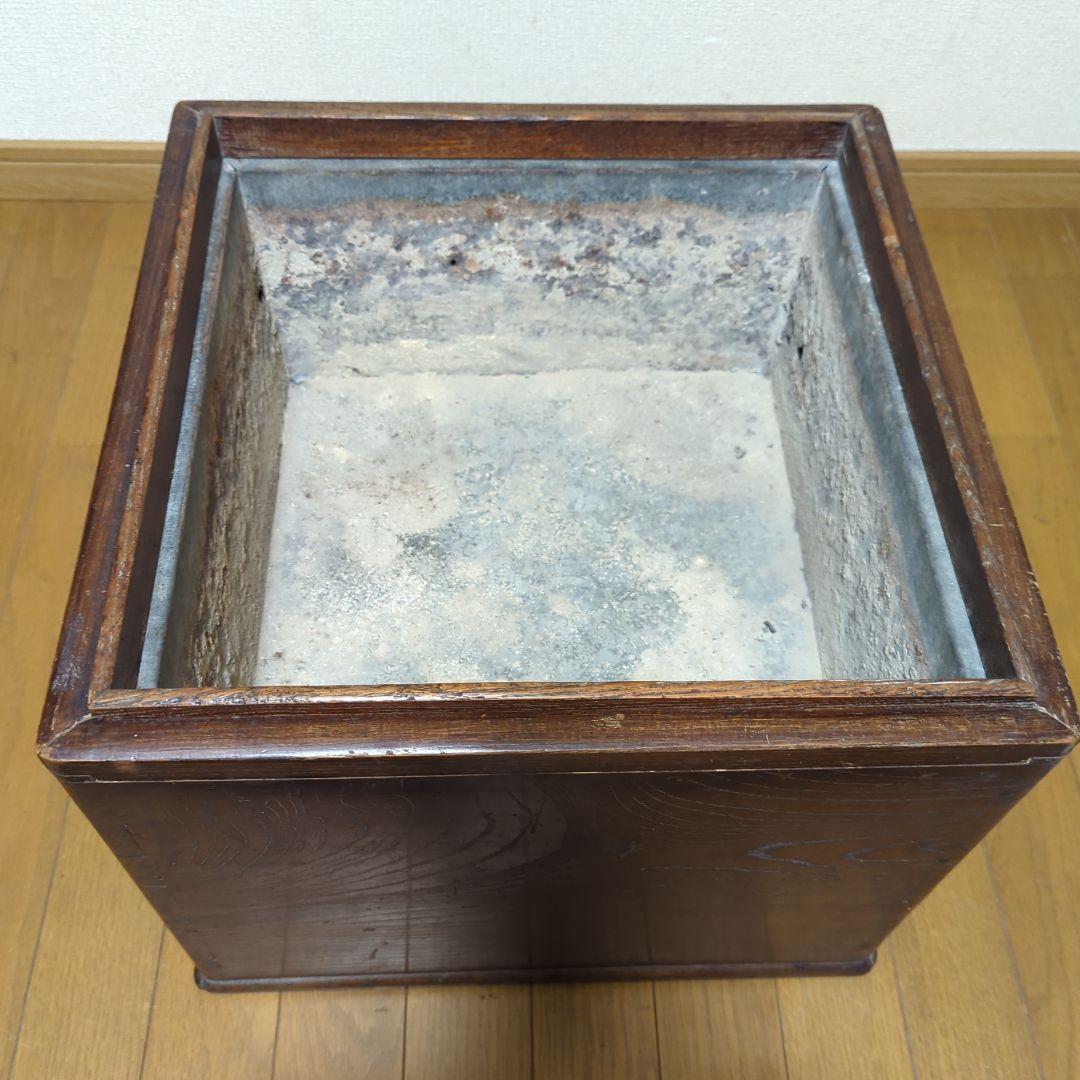 木製角火鉢　工芸品　レトロ　古民家　アンティーク