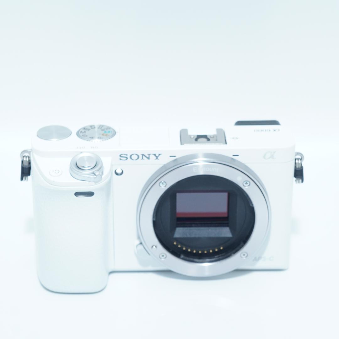 SONY ソニーミラーレスカメラ ILCE-6000 α6000