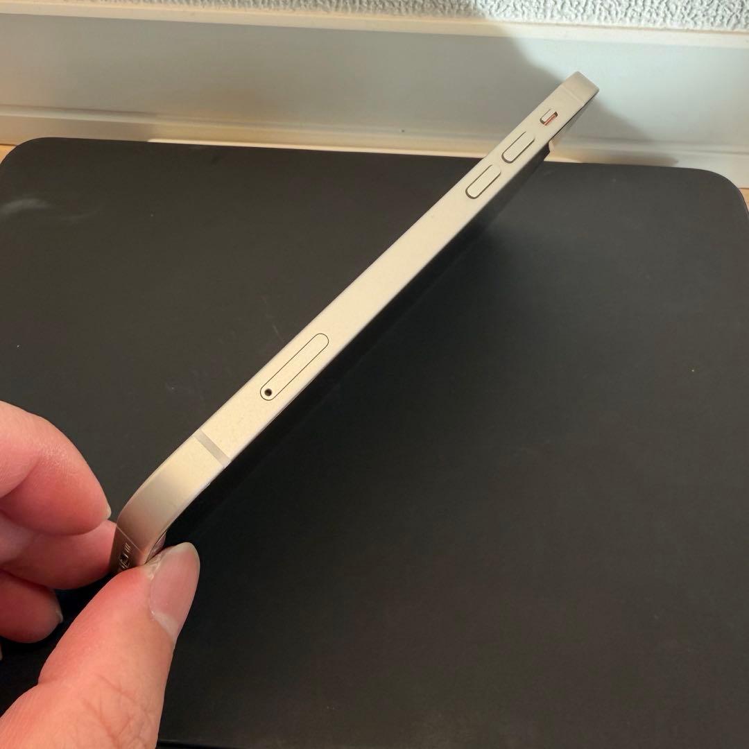 【美品】iPhone12 ホワイト 64GB SIMフリー