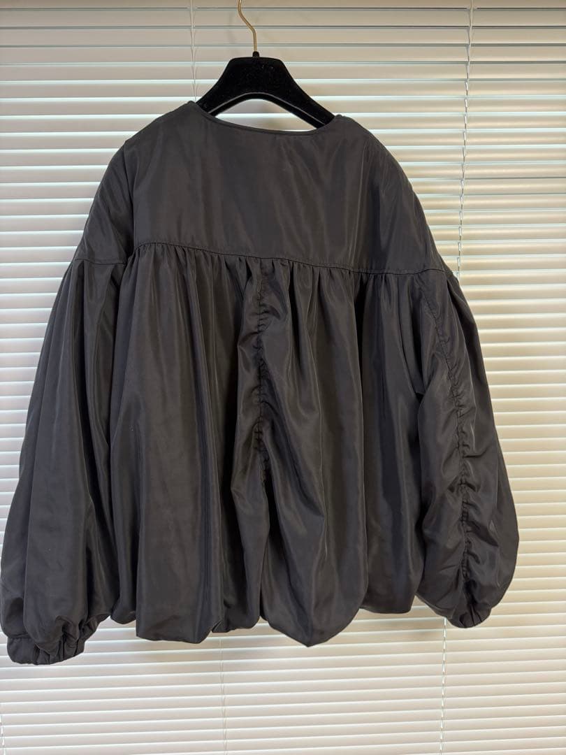 早い物勝ち　中綿バルーンショートブルゾン 昨年購入品　最終値下げ