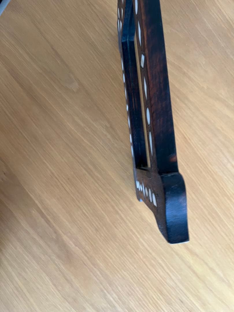 装飾的な木製フレームのミラー　トルコ製