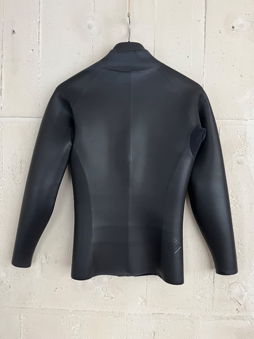 Saturdays NYC　FITSYSTEMS　タッパー　フロントジップ