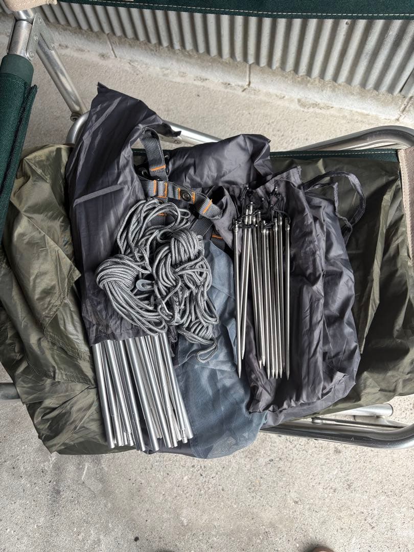 オ*ー様 BUNDOK SOLO DOME 1 チタンペグに変更済み