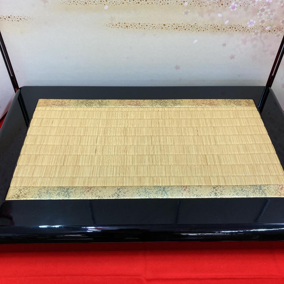 F17-3 高級木製　塗り飾り台　台巾70㎝位　ひな人形台　親王飾り台