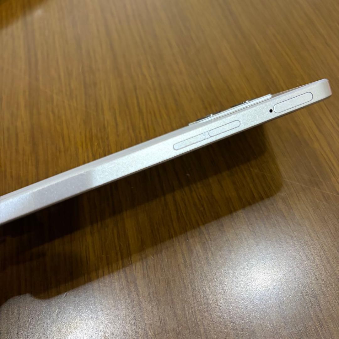 Oppo Reno9 A本体