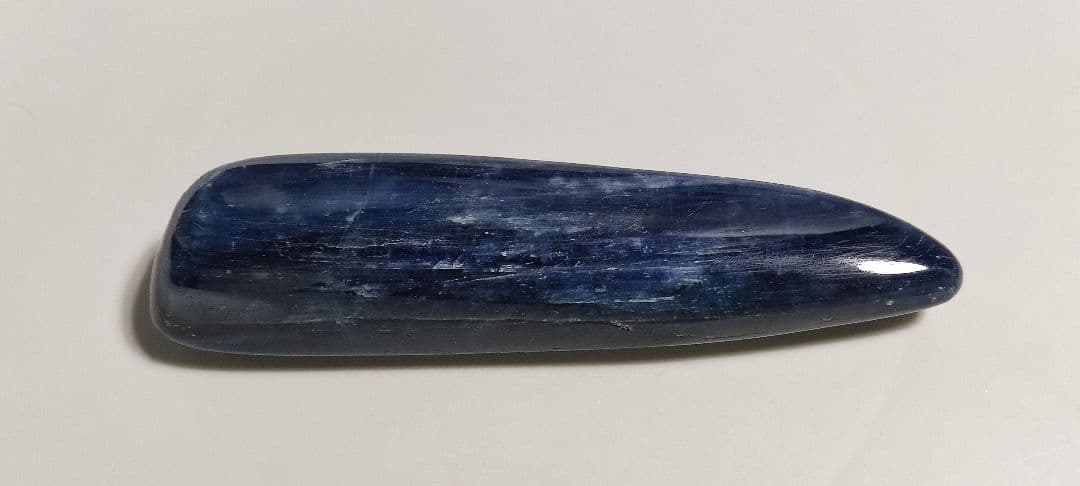 パワーストーン　天然石　カヤナイト　ワンド　243g　No.76